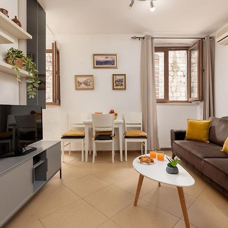 Apartment Amigo 2 Old Town Kotor Luaran gambar