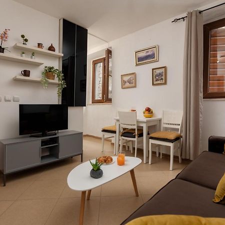 Apartment Amigo 2 Old Town Kotor Luaran gambar