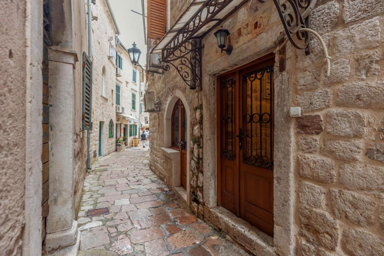 Apartment Amigo 2 Old Town Kotor Luaran gambar