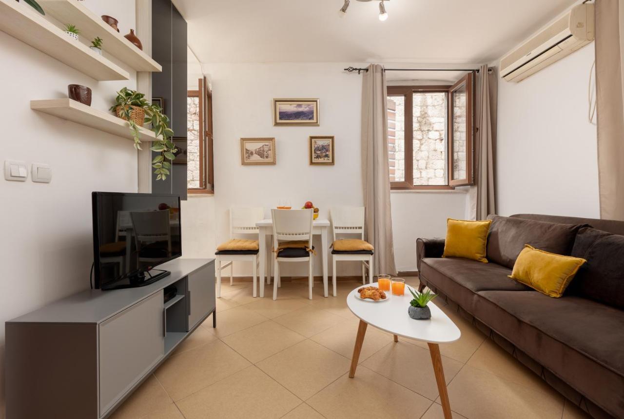 Apartment Amigo 2 Old Town Kotor Luaran gambar